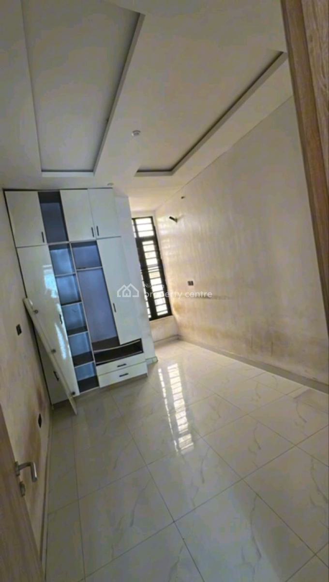 a 4bedroom Terrace Duplex, Ikota Gra, Lekki, Lagos, Terraced Duplex for Sale