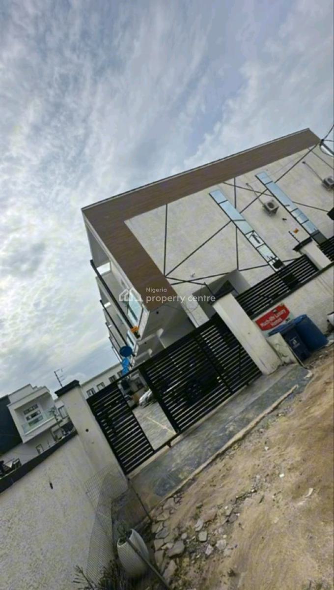 a 4bedroom Terrace Duplex, Ikota Gra, Lekki, Lagos, Terraced Duplex for Sale