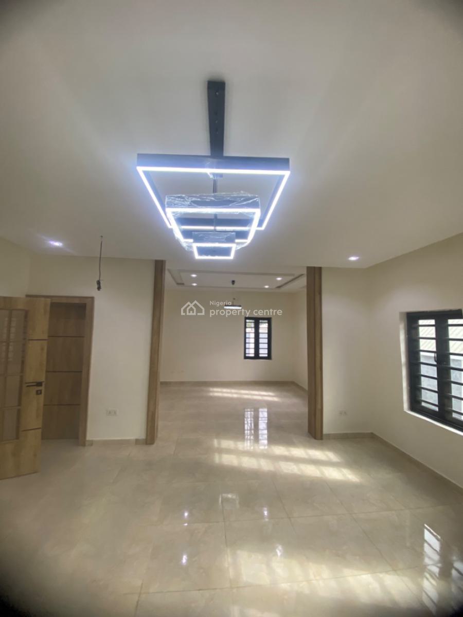 Luxury 5 Bedroom Duplex with Excellent Finishing with Big Backyard, Gaduwa, Abuja, Terraced Duplex for Rent