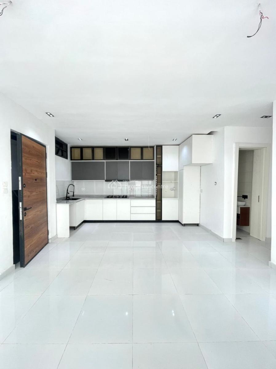 Luxury 2bedroom Fully Serviced Apartment with Swimming Pool and Gym, Ologolo, Lekki, Lagos, Flat / Apartment for Sale