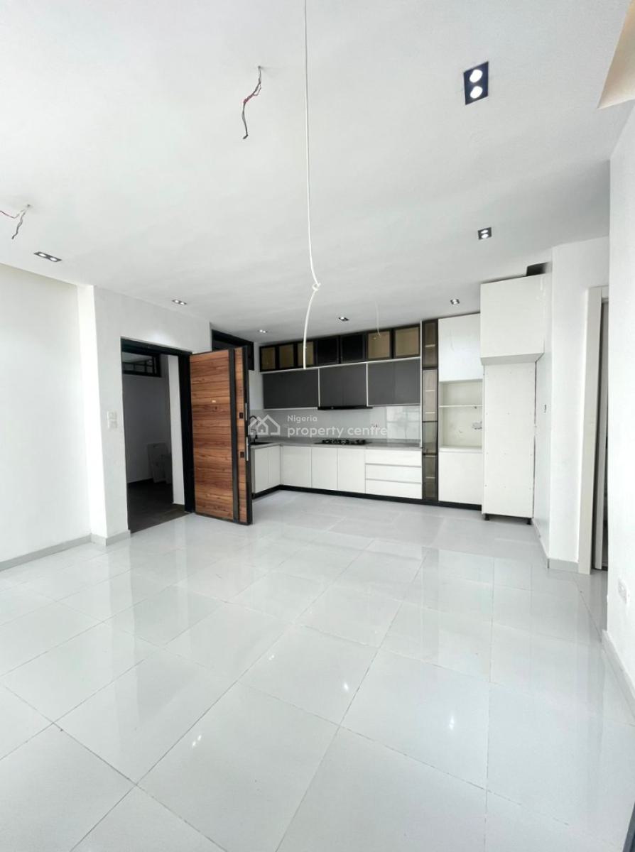 Luxury 2bedroom Fully Serviced Apartment with Swimming Pool and Gym, Ologolo, Lekki, Lagos, Flat / Apartment for Sale