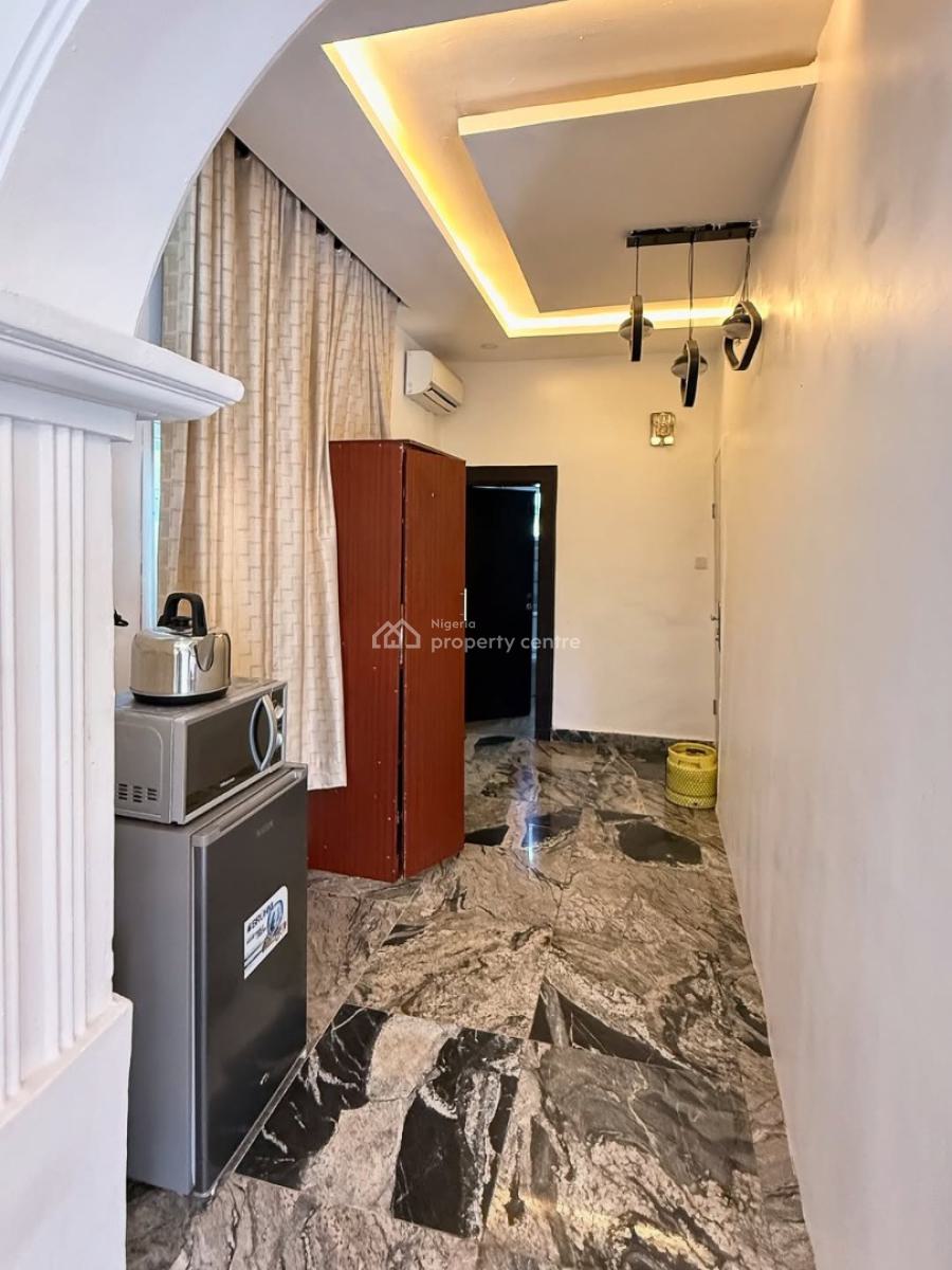Fully and Serviced One Bedroom Apartment, Gwarimpa Main Estate 6th Avenue, Gwarinpa, Abuja, Mini Flat (room and Parlour) for Rent