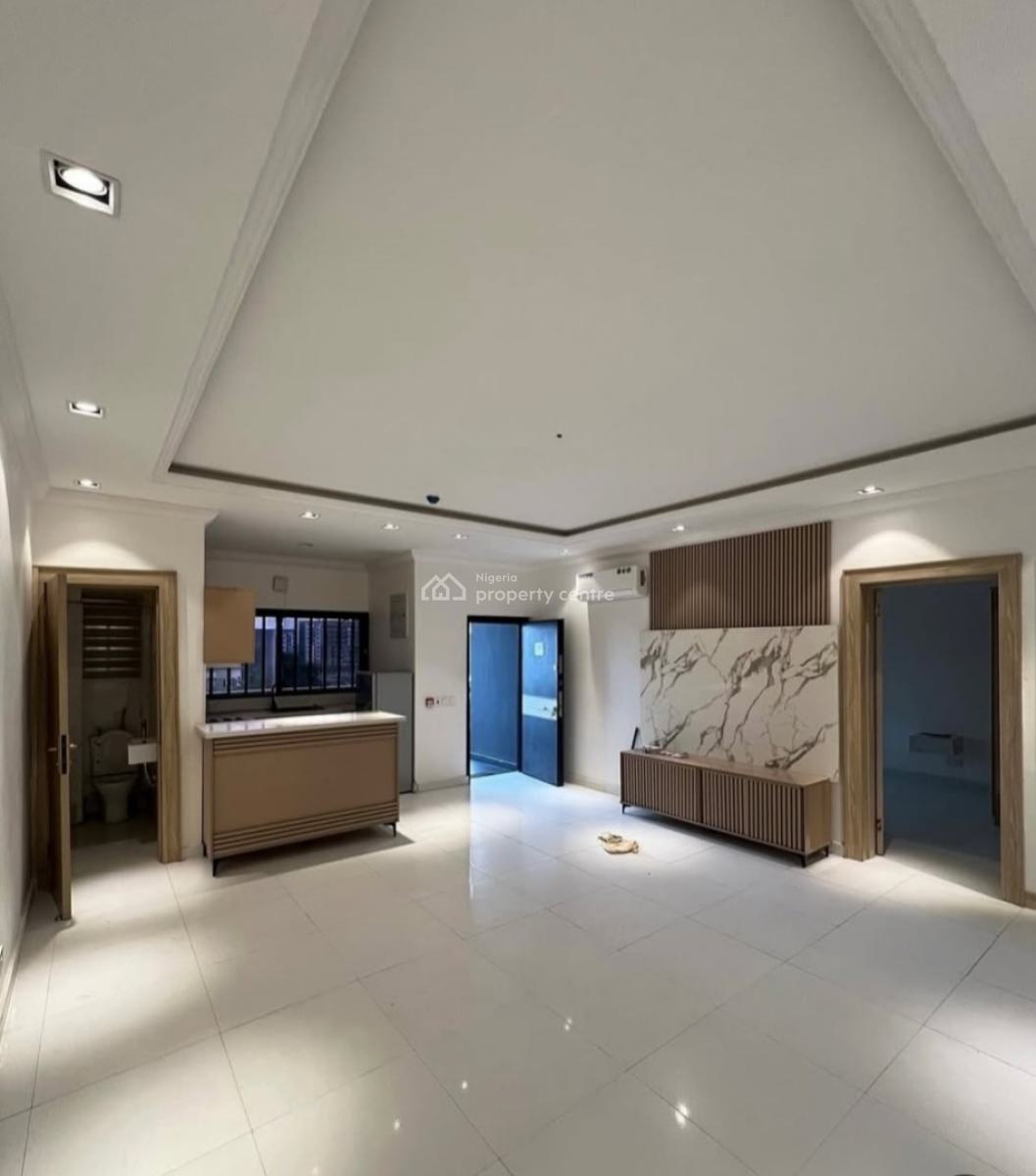 This Is a Compact and Serviced with 24/7 Power Supply 3 Bedroom En-sui, Ikoyi, Lagos, Flat / Apartment for Rent