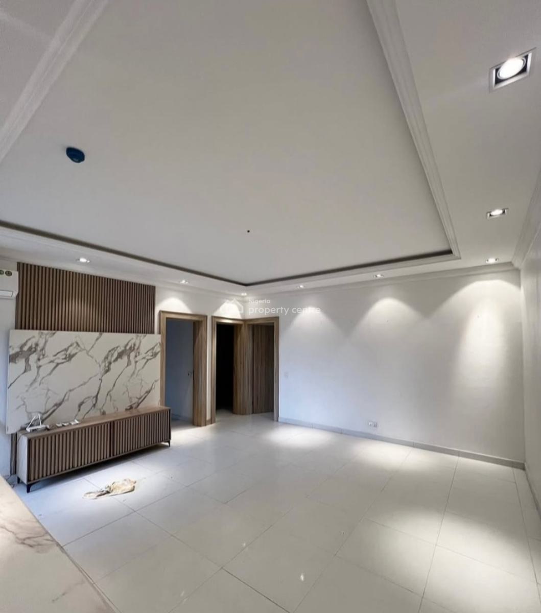 This Is a Compact and Serviced with 24/7 Power Supply 3 Bedroom En-sui, Ikoyi, Lagos, Flat / Apartment for Rent