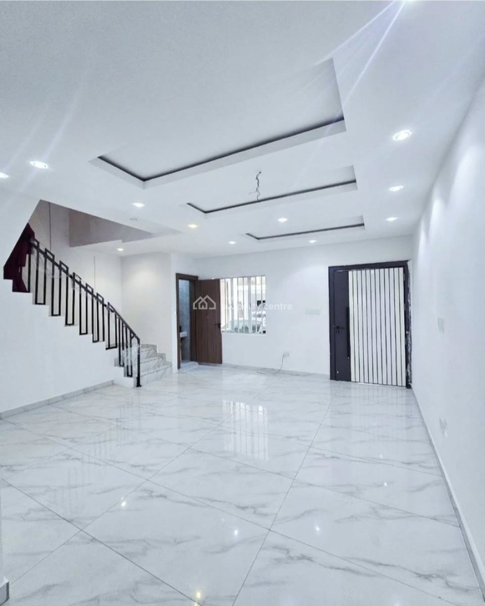 Tastefully Finished and Serviced 4 Bedroom En-suite Terraced Duplex Wi, Lekki Phase 1, Lekki, Lagos, Terraced Duplex for Rent