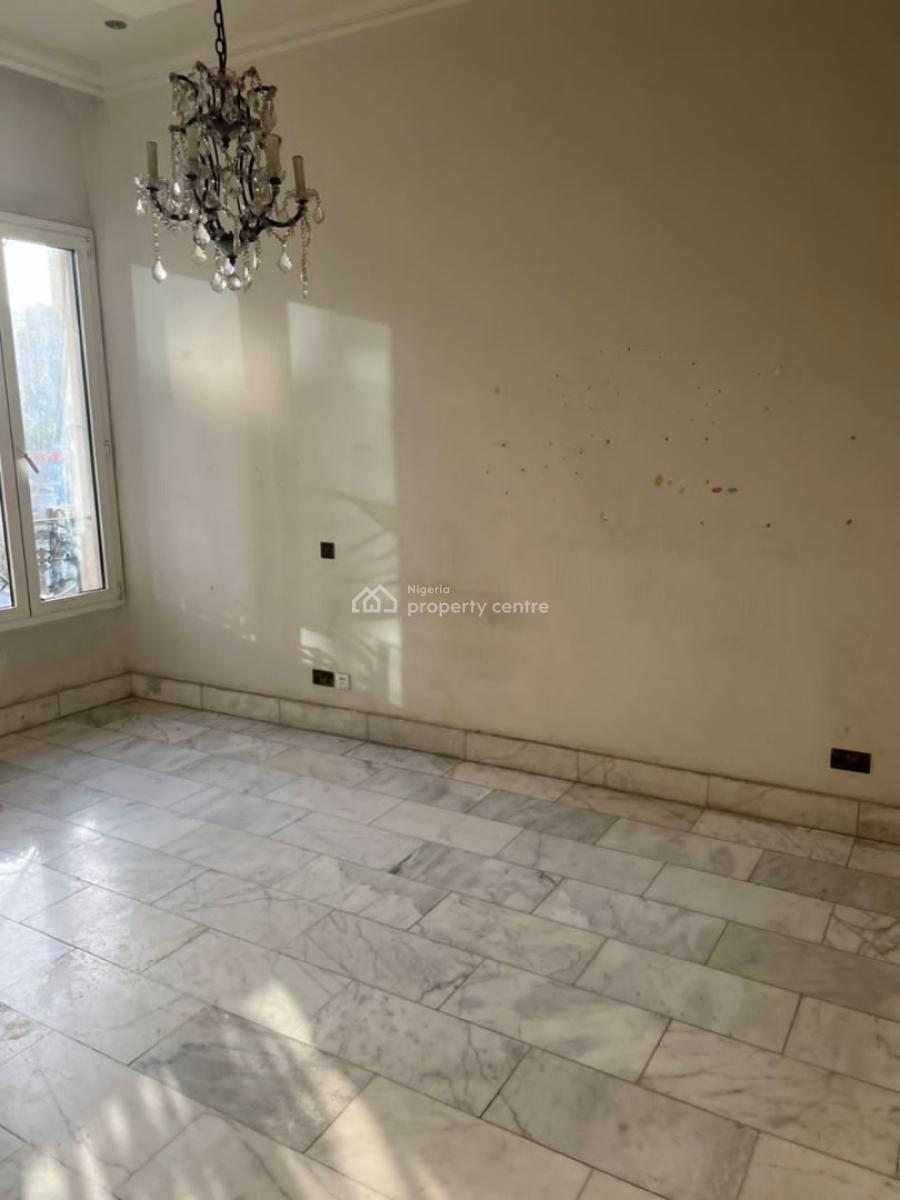 3 Bedroom Apartment with a Gym and Swimming Pool, Ikoyi, Lagos, Flat / Apartment for Rent