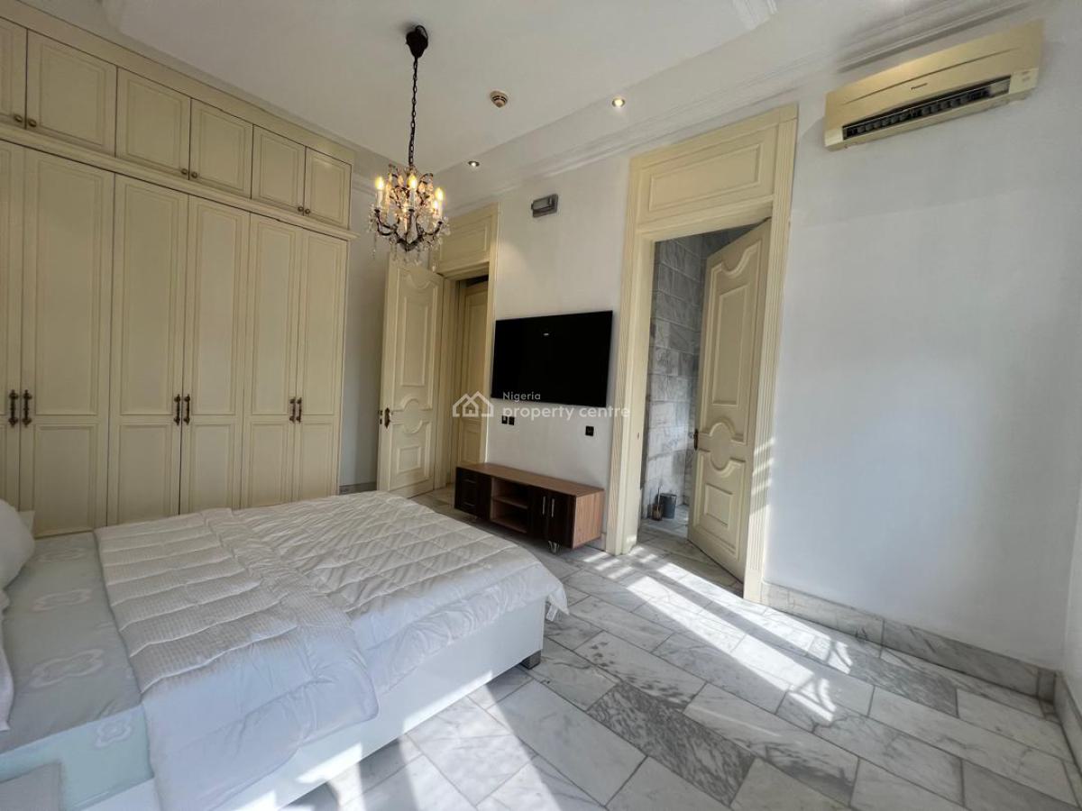3 Bedroom Apartment with a Gym and Swimming Pool, Ikoyi, Lagos, Flat / Apartment for Rent