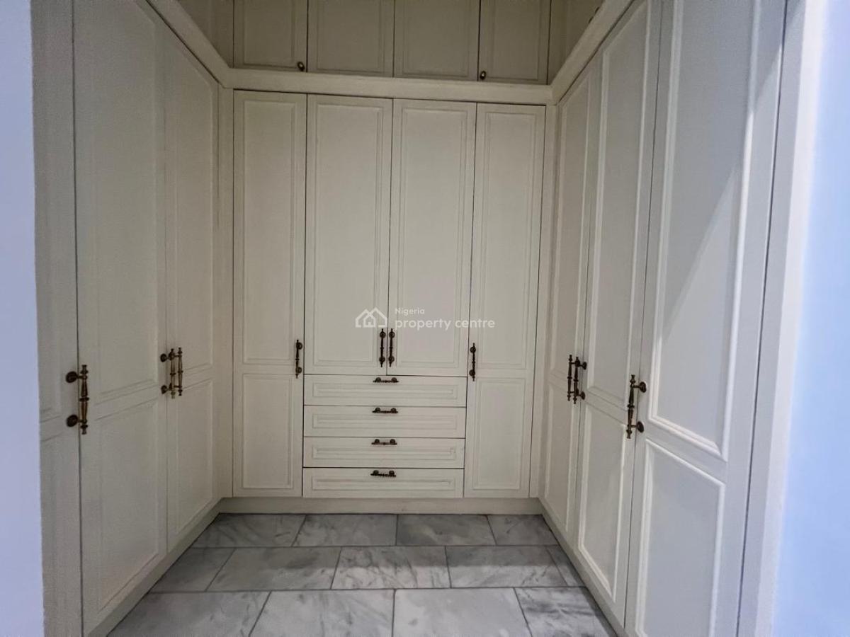 3 Bedroom Apartment with a Gym and Swimming Pool, Ikoyi, Lagos, Flat / Apartment for Rent