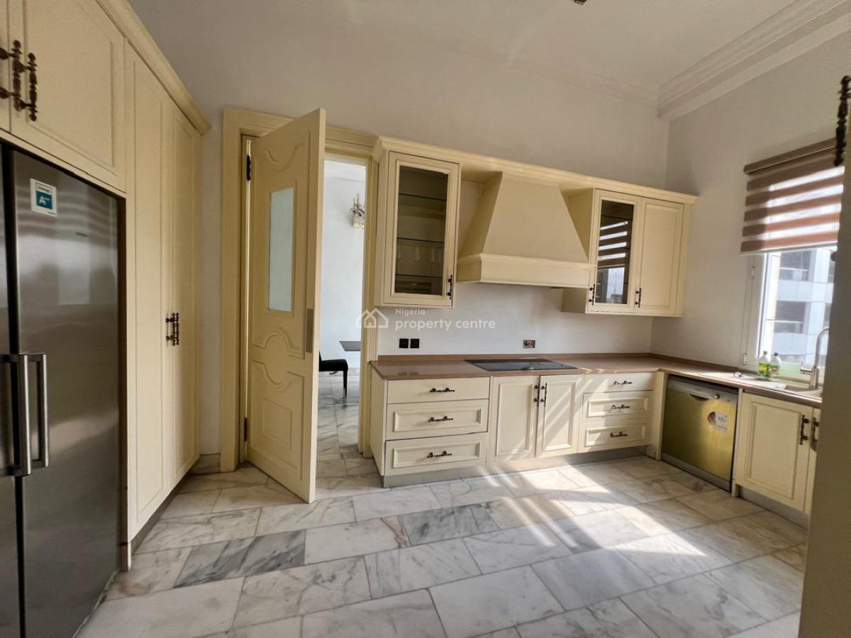 3 Bedroom Apartment with a Gym and Swimming Pool, Ikoyi, Lagos, Flat / Apartment for Rent