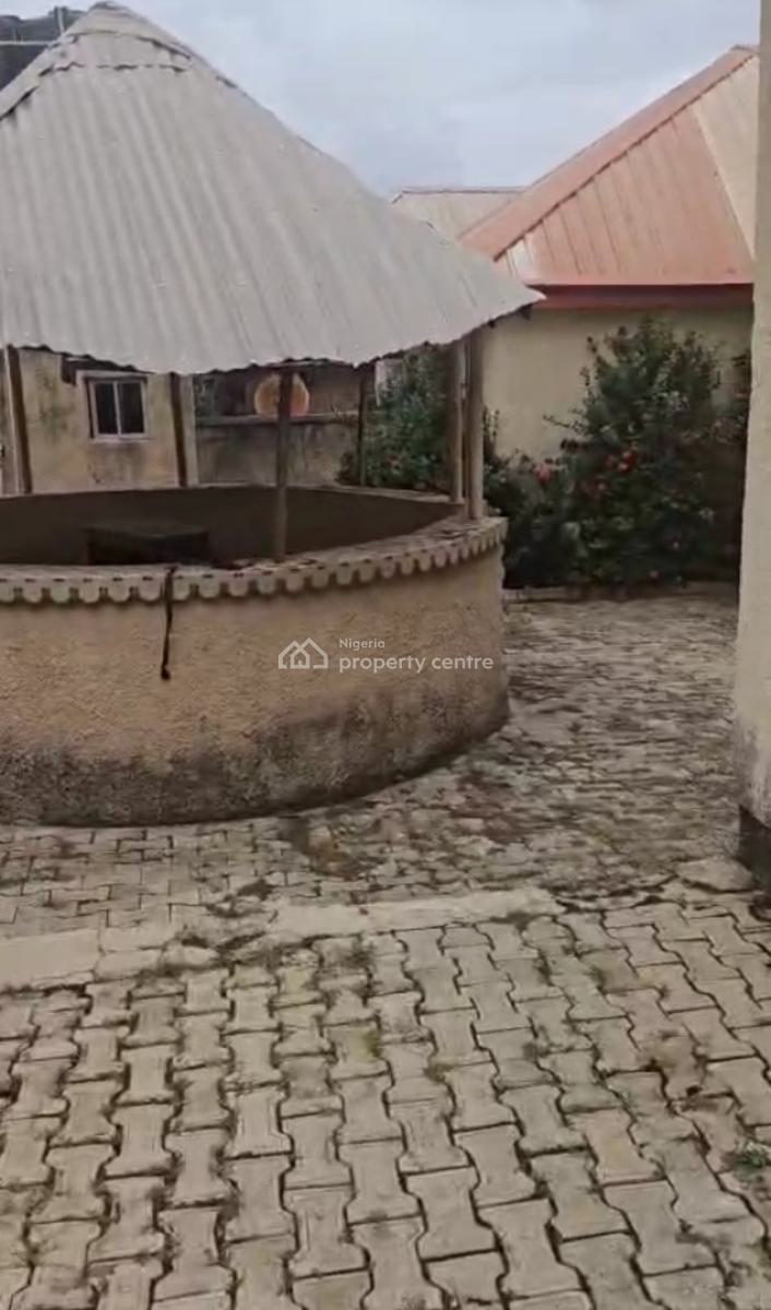 Distress Specious 3bedroom Fully Detached Bungalow with 2-rooms Bq, Andika Estate, Gwarinpa, Abuja, Detached Bungalow for Sale
