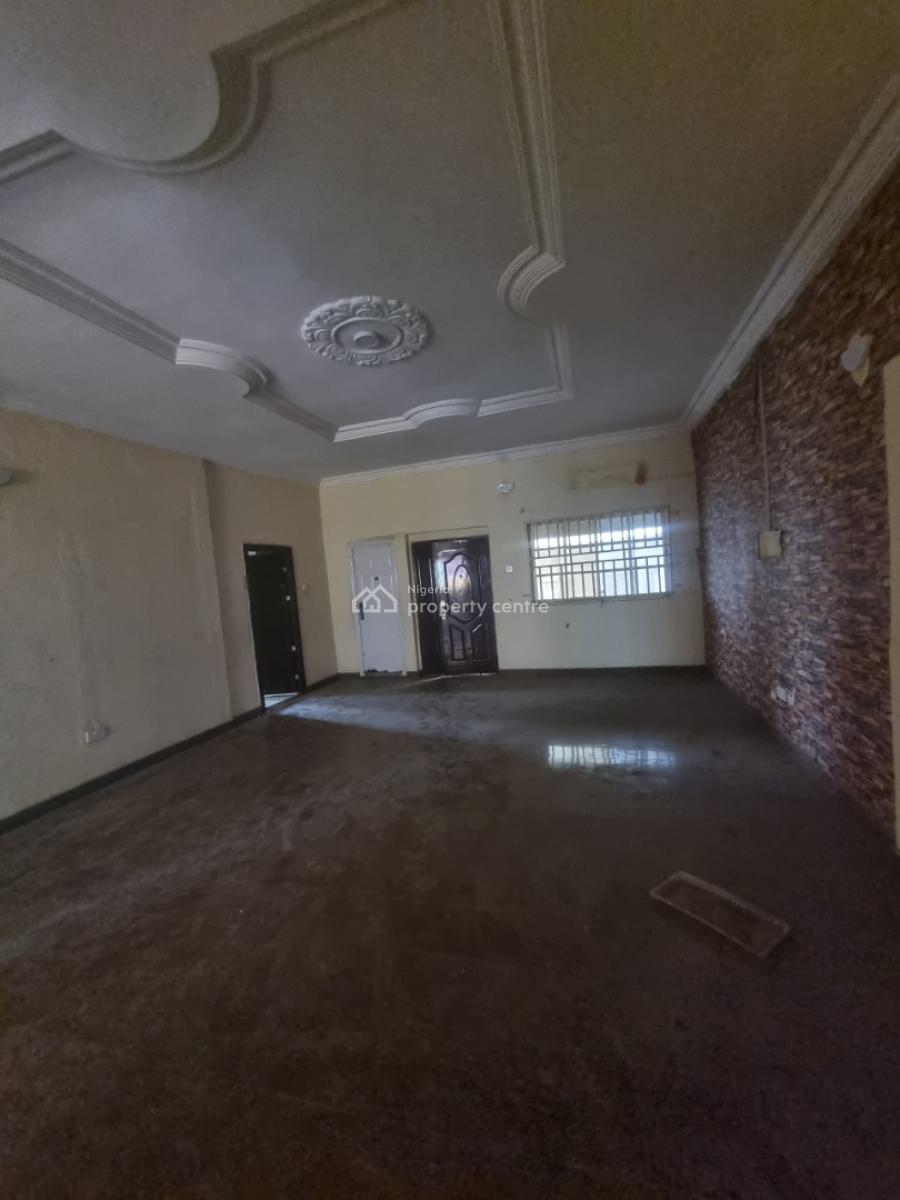 3 Bedroom Flat, Opposite Omole Phase 1, Ikeja, Lagos, House for Rent