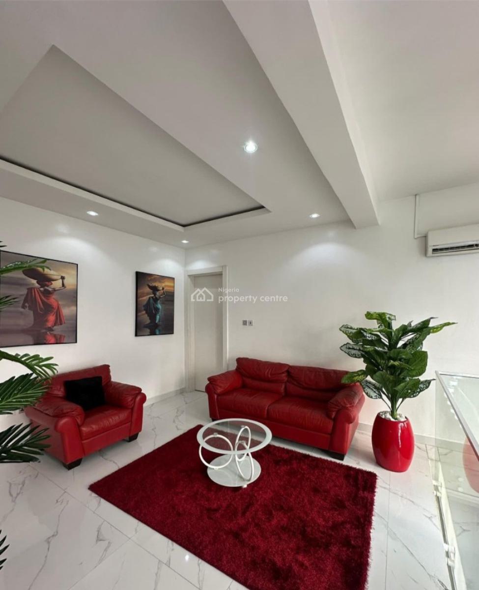Tastefully Furnished and Serviced with 24/7 Power Supply 3 Bedroom En-suite, Lekki Phase 1, Lekki, Lagos, Flat / Apartment for Rent