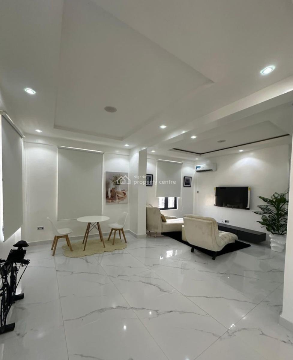 Tastefully Furnished and Serviced with 24/7 Power Supply 3 Bedroom En-suite, Lekki Phase 1, Lekki, Lagos, Flat / Apartment for Rent