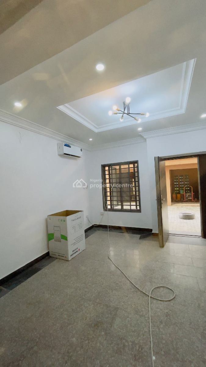 Newly Renovated Two Bedroom Flat with a Room Bq, Dele Adedeji, Lekki Phase 1, Lekki, Lagos, Flat / Apartment for Rent