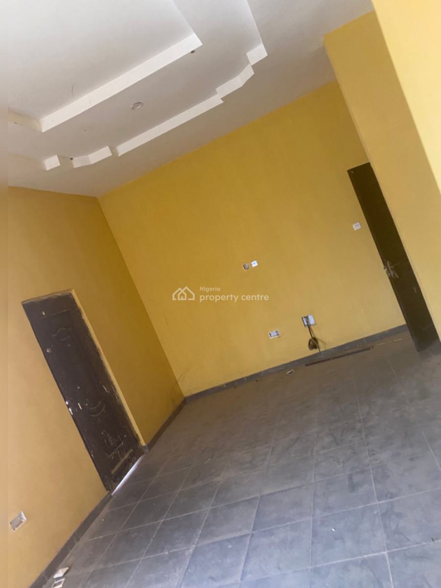 5 Bedrooms Duplex, Royal Quarter Estate Elebu Akala Express Ibadan, Oluyole, Oyo, Terraced Duplex for Sale