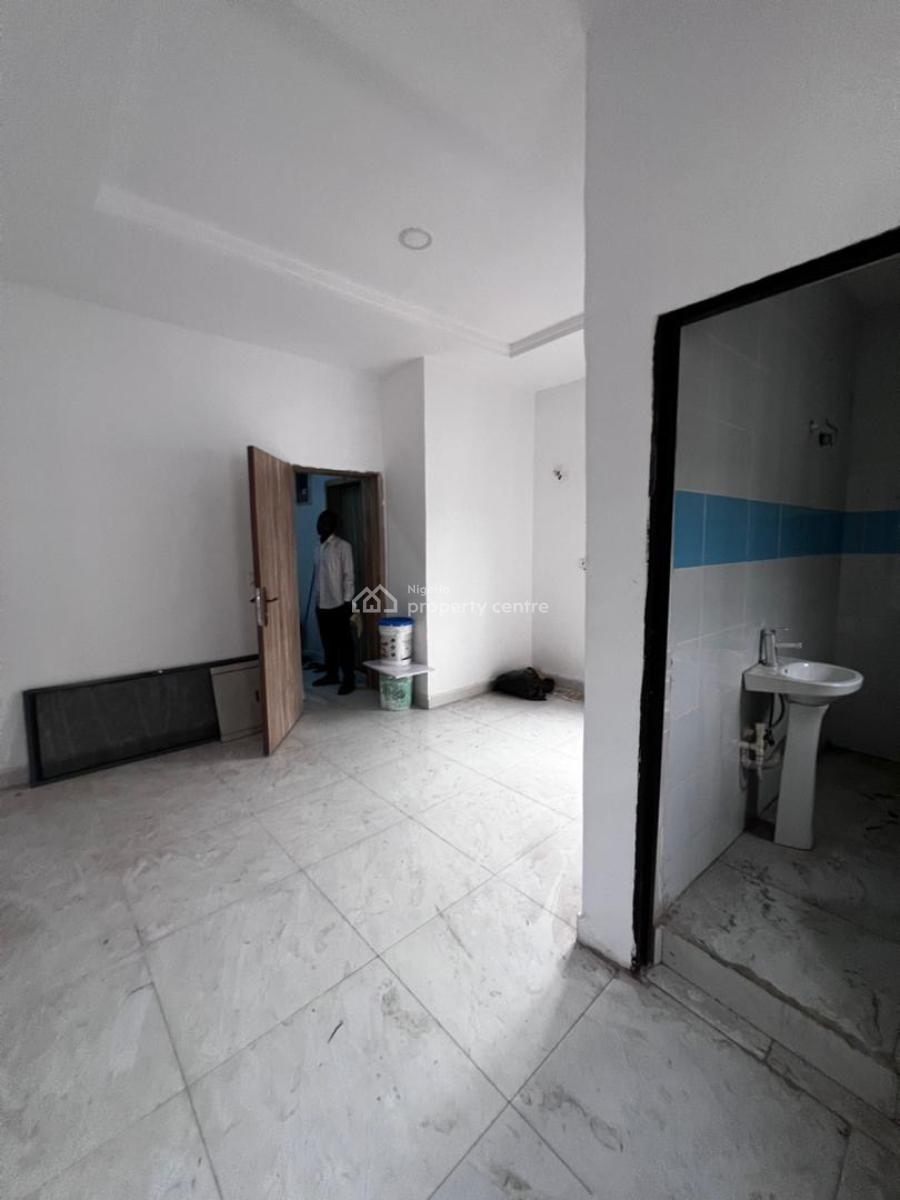 Share Apartment Self Contain, Osapa, Lekki, Lagos, Flat / Apartment for Rent