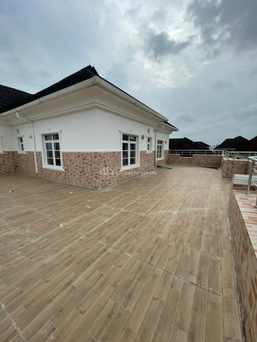 Serviced 3 Bedroom Penthouse with Bq in a Secured Estate, Chevron, Lekki, Lagos, Flat / Apartment for Rent