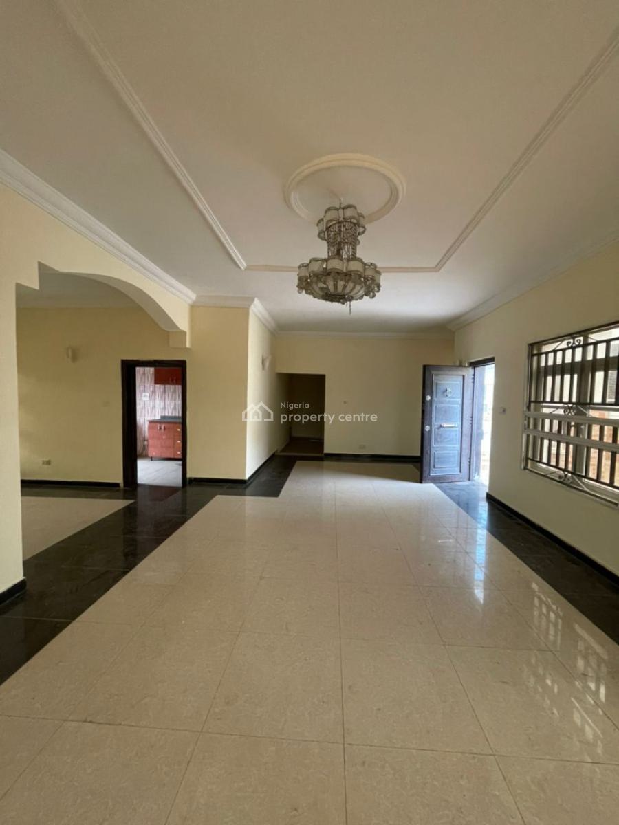 Serviced 3 Bedroom Penthouse with Bq in a Secured Estate, Chevron, Lekki, Lagos, Flat / Apartment for Rent