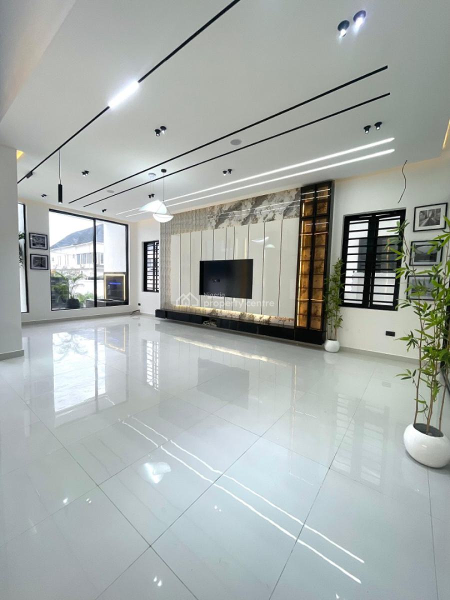 Remarkably Built Luxury 5 Bedroom Smart Home with Pool and Bq, Chevron Toll Gate, Lekki, Lagos, Detached Duplex for Sale
