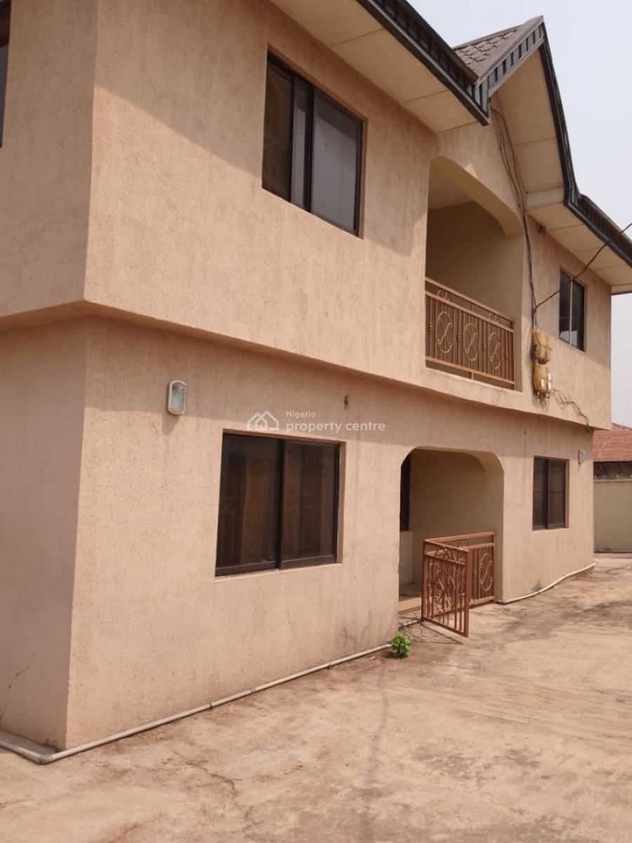 4 Units of 3 Bedrooms Flat at Oloruntedo Estate Akala Express Ibadan, Akala Express Oluyole Extension Ibadan, Oluyole, Oyo, Block of Flats for Sale
