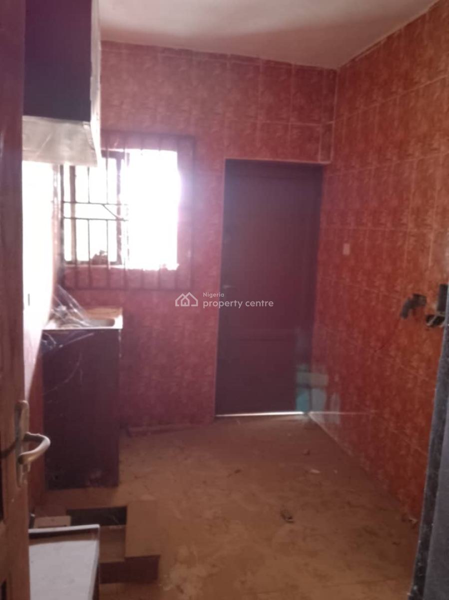 4 Units of 3 Bedrooms Flat at Oloruntedo Estate Akala Express Ibadan, Akala Express Oluyole Extension Ibadan, Oluyole, Oyo, Block of Flats for Sale