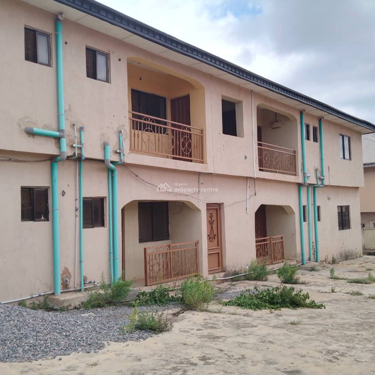 4 Units of 3 Bedrooms Flat at Oloruntedo Estate Akala Express Ibadan, Akala Express Oluyole Extension Ibadan, Oluyole, Oyo, Block of Flats for Sale