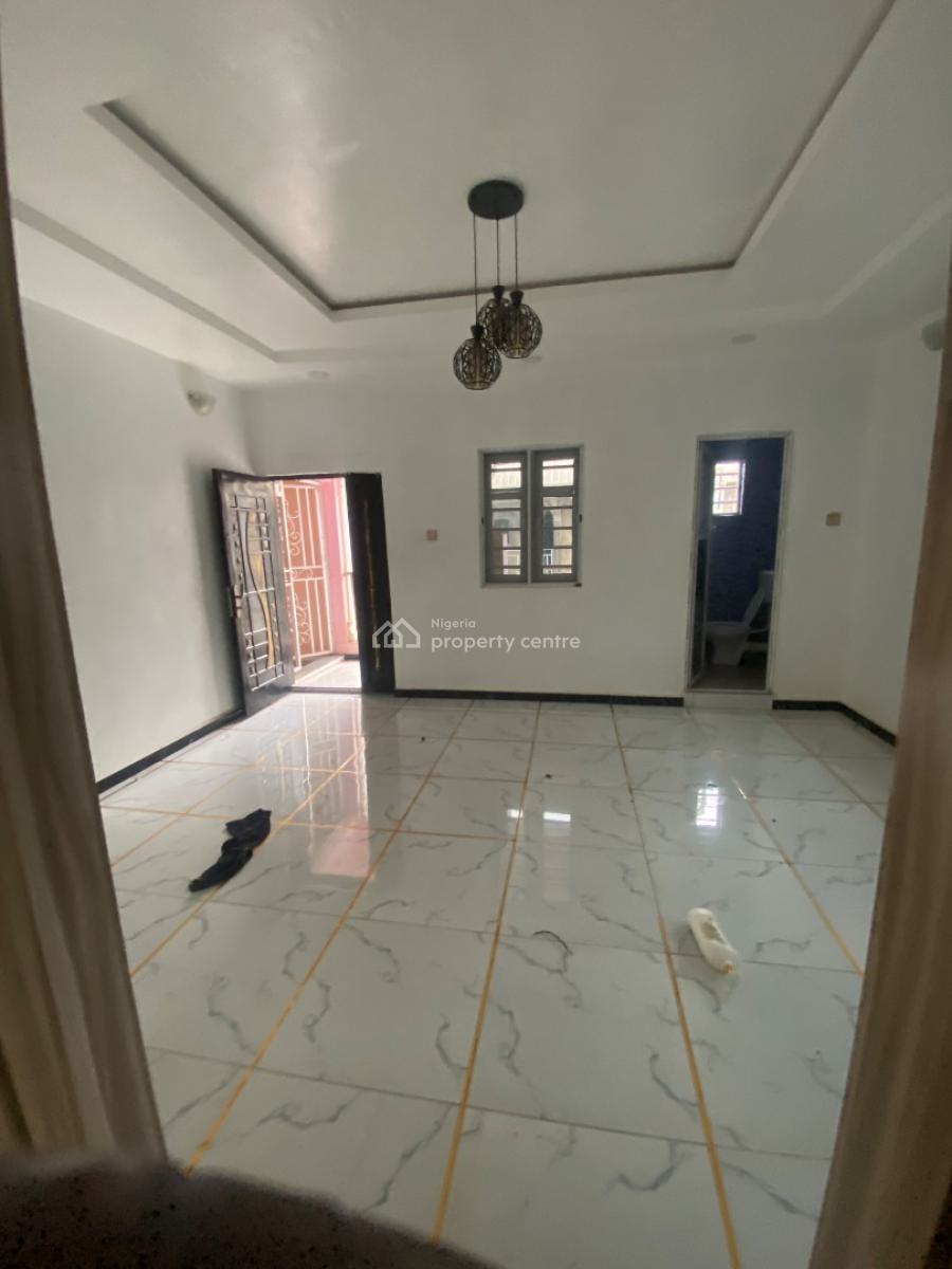 Room and Parlour Self Contain, Igbogbo, Ikorodu, Lagos, Flat / Apartment for Rent