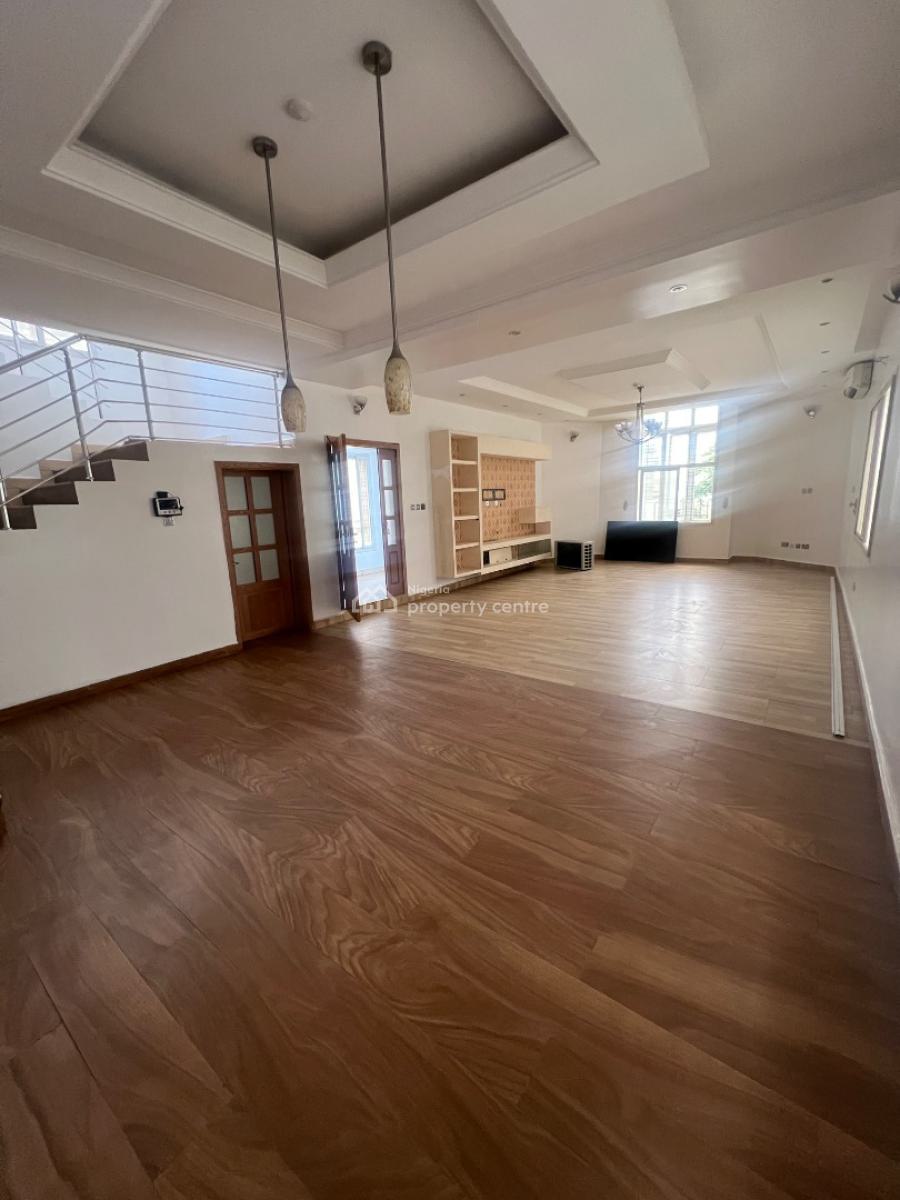 Well Maintained 5 Bedroom Semi Detached Duplex, Osapa, Lekki, Lagos, Semi-detached Duplex for Rent