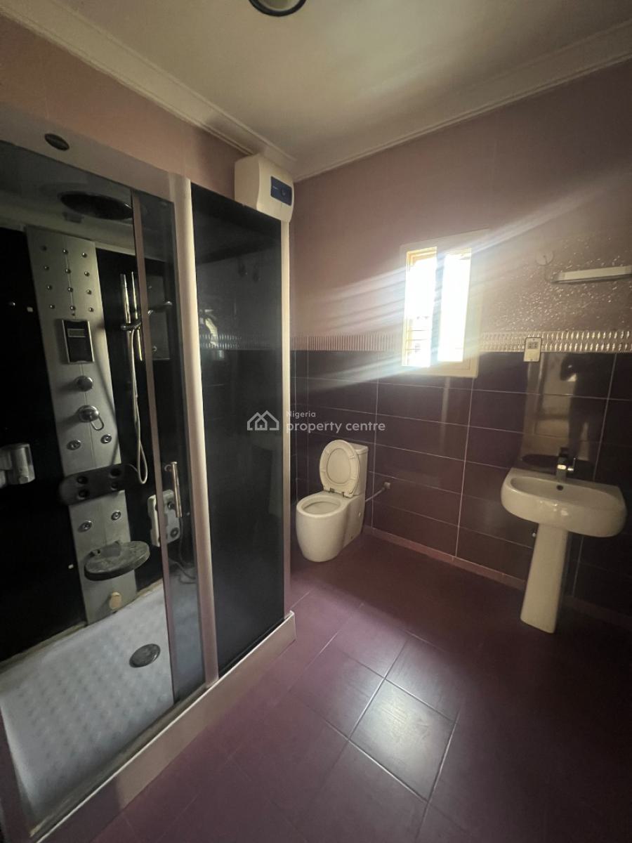 Well Maintained 5 Bedroom Semi Detached Duplex, Osapa, Lekki, Lagos, Semi-detached Duplex for Rent
