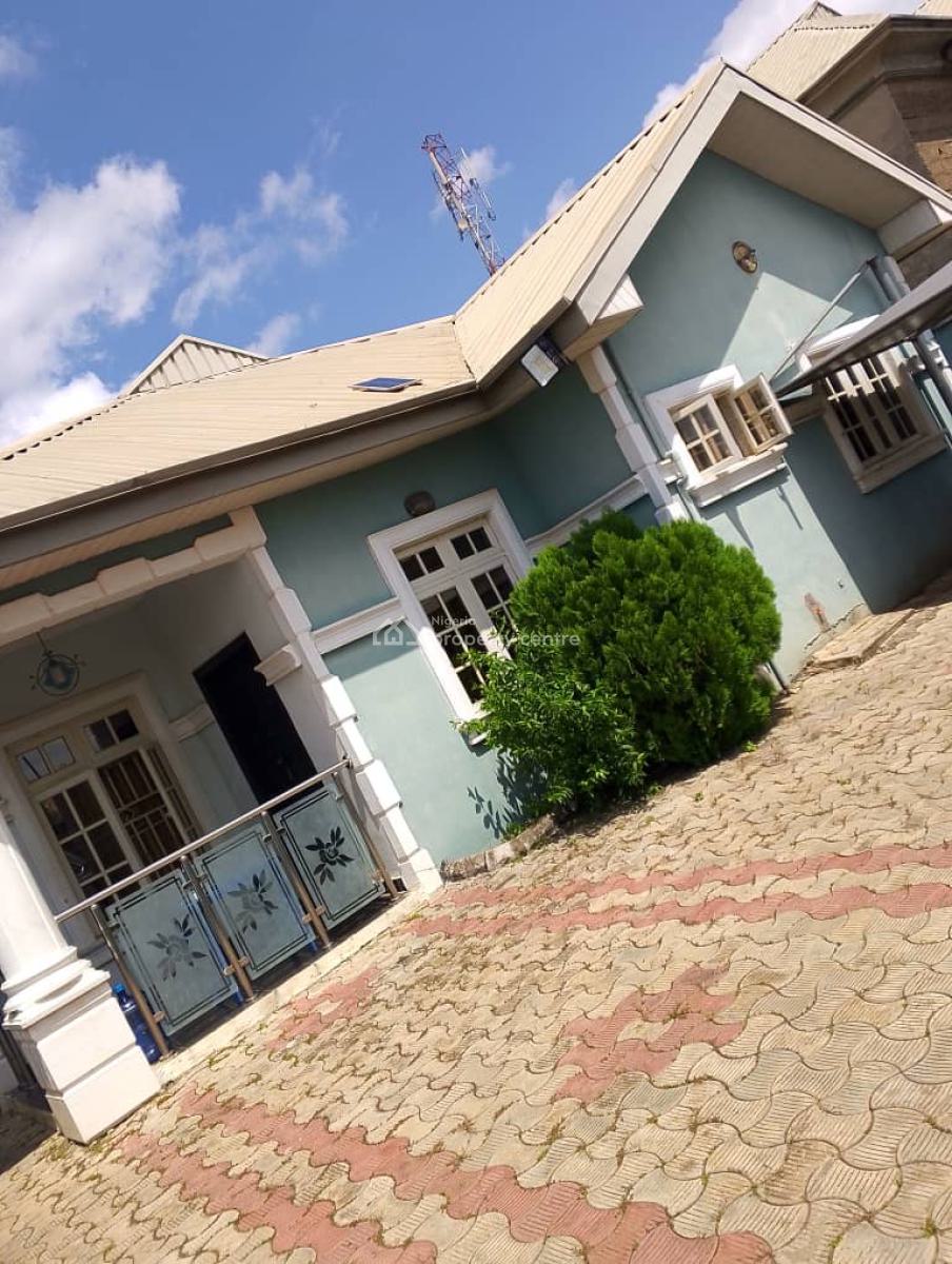 a 4 Bedrooms Bungalow at Akinlap Estate Ibadan, Akinlaoa Area Idi Ishin Ibadan, Eleyele, Ibadan, Oyo, Detached Bungalow for Sale
