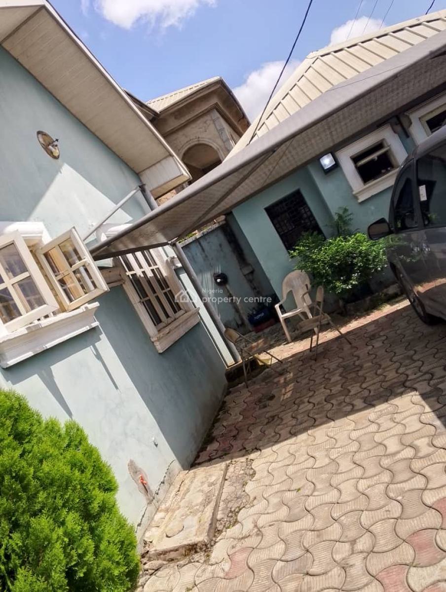 a 4 Bedrooms Bungalow at Akinlap Estate Ibadan, Akinlaoa Area Idi Ishin Ibadan, Eleyele, Ibadan, Oyo, Detached Bungalow for Sale