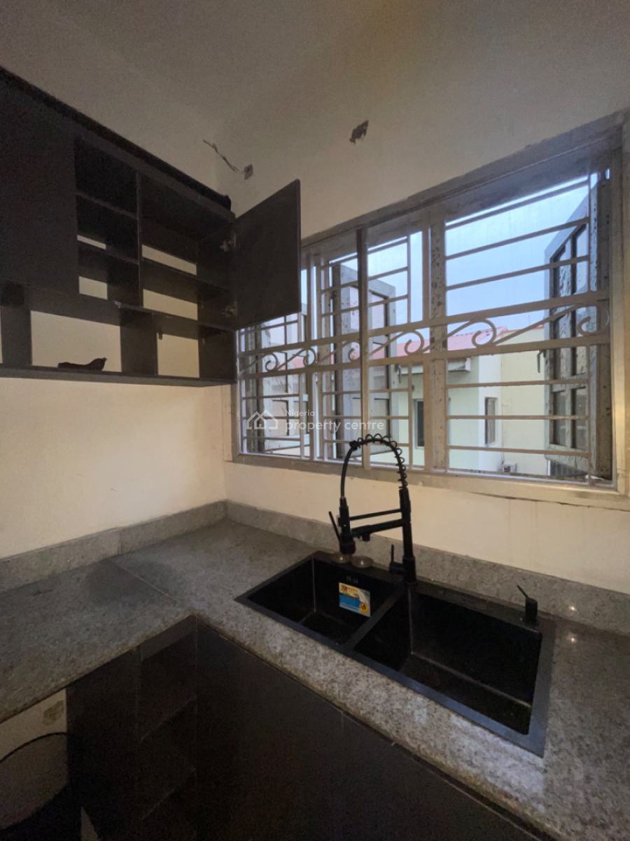 Contemporary 2 Bedroom Apartment with Rooftop Swimming Pool, Ikoyi, Lagos, Flat / Apartment for Rent