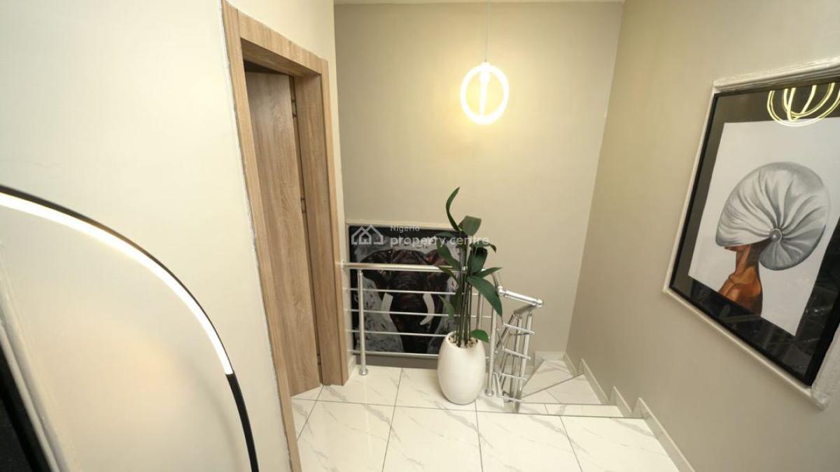 Newly Renovated 2 Bedroom Terrace Duplex with Excellent Facilities, Orchid Road., Lekki, Lagos, Terraced Duplex Short Let