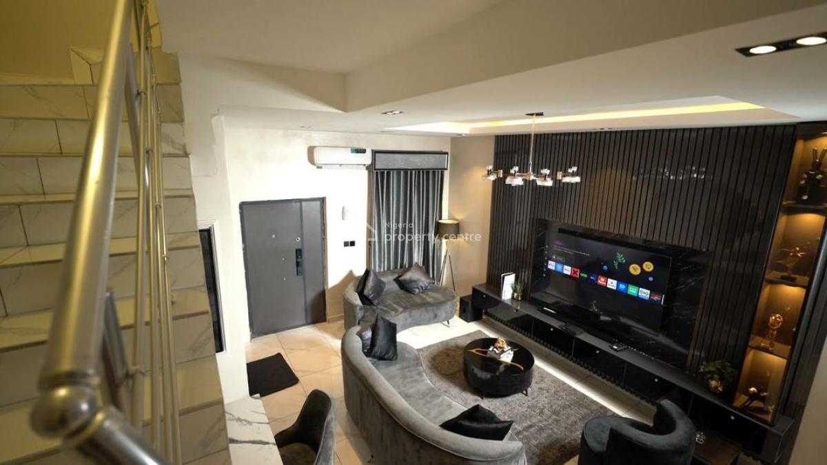 Newly Renovated 2 Bedroom Terrace Duplex with Excellent Facilities, Orchid Road., Lekki, Lagos, Terraced Duplex Short Let