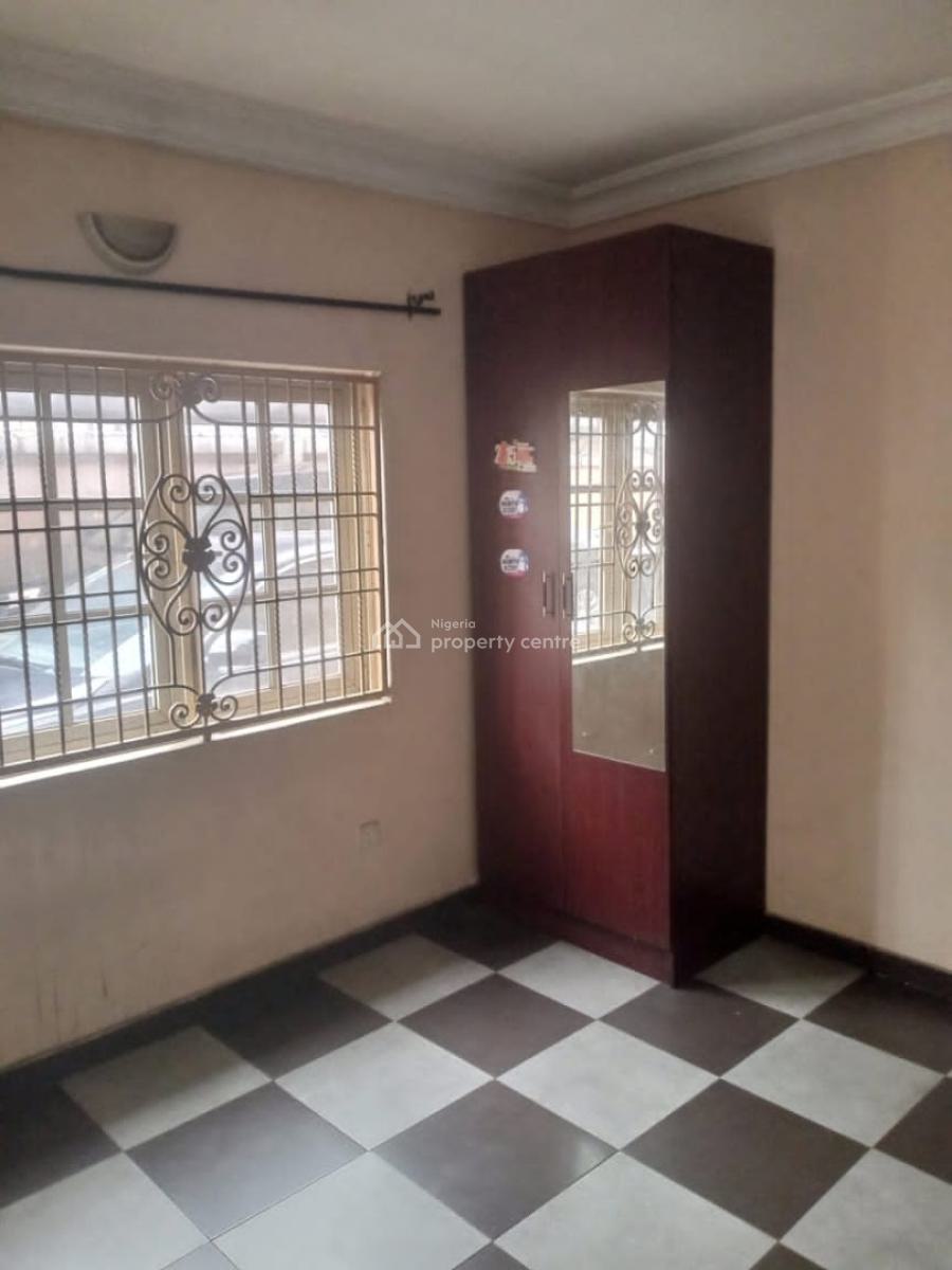 Clean 4 Bedroom Semi Detached Duplex with 2 Living Rooms, Magodo Isheri, Gra Phase 1, Magodo, Lagos, Semi-detached Duplex for Rent