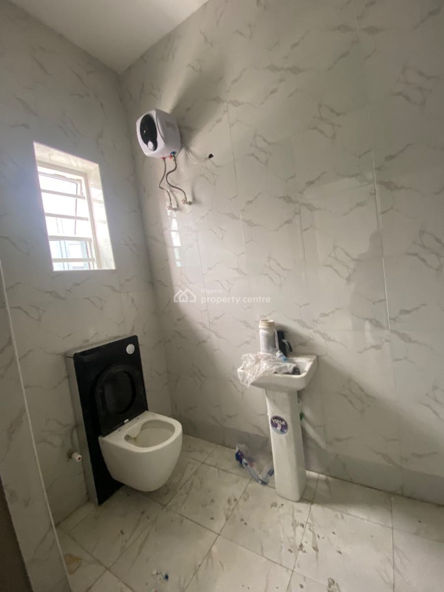 Big Studio Apartment, Ologolo, Lekki, Lagos, Flat / Apartment for Rent