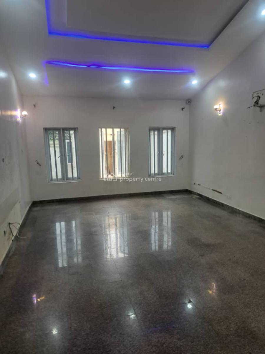 4 Bedrooms Semi-detached Duplex with a Room Bq, Gra Phase 2, Magodo, Lagos, Semi-detached Duplex for Rent