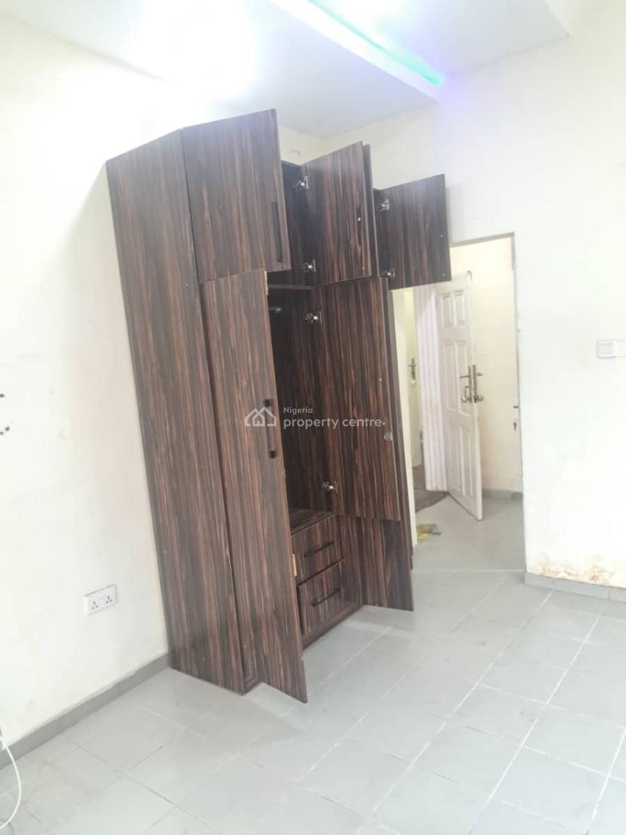 4 Bedrooms Semi-detached Duplex with a Room Bq, Gra Phase 2, Magodo, Lagos, Semi-detached Duplex for Rent