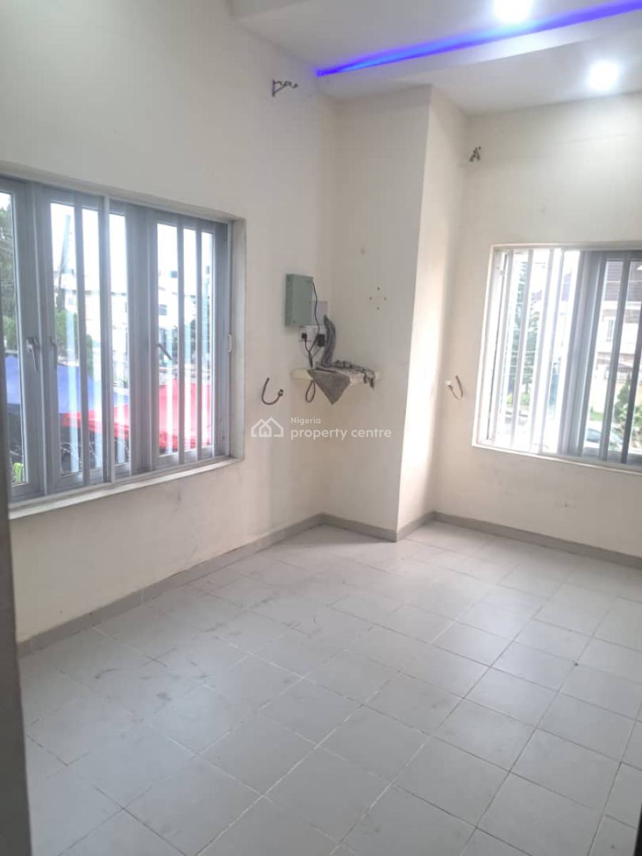 4 Bedrooms Semi-detached Duplex with a Room Bq, Gra Phase 2, Magodo, Lagos, Semi-detached Duplex for Rent