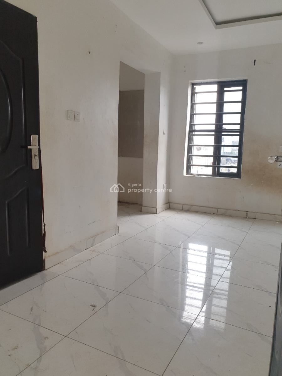Spacious Studio Self Contain, Ologolo, Lekki, Lagos, Self Contain (single Rooms) for Rent