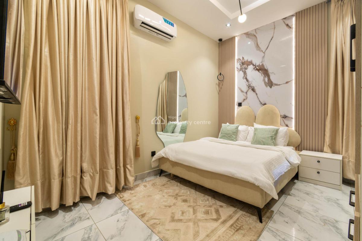 Deluxe 2 Bedroom Apartment W/top-notch Amenities., Ikate Elegushi, Lekki, Lagos, Flat / Apartment Short Let