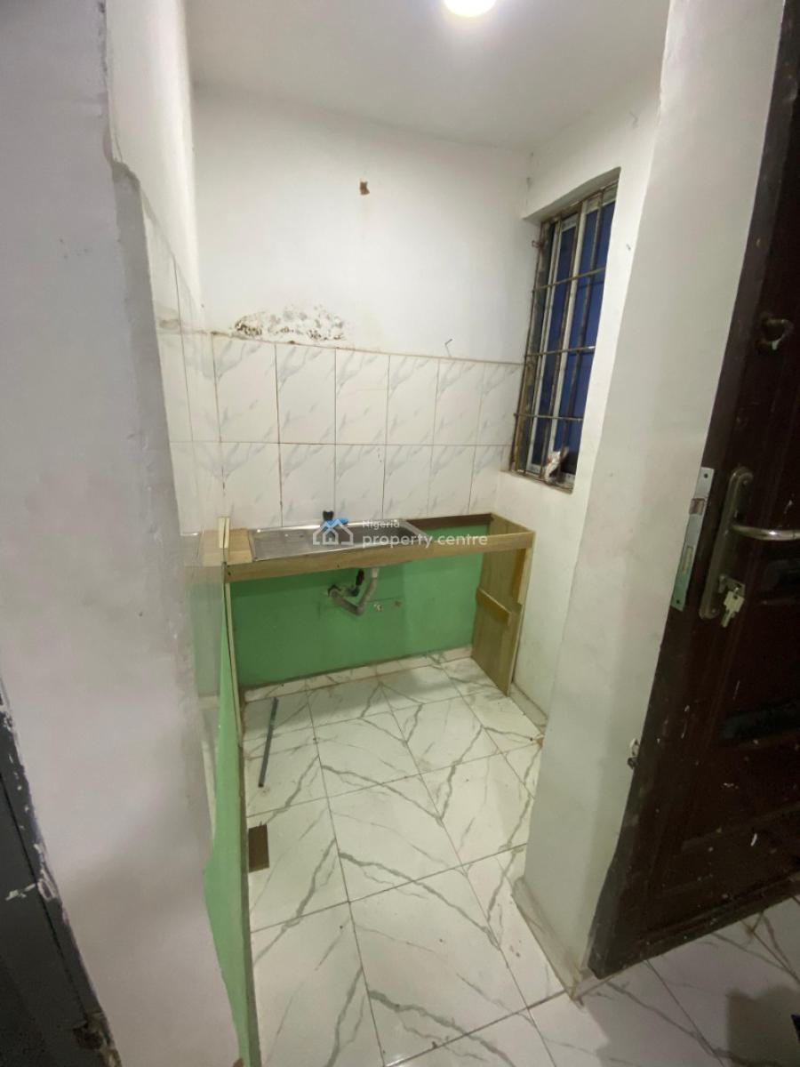 Luxury Studio Apartment with Modern Facilities, Jibowu, Yaba, Lagos, Self Contain (single Rooms) for Rent
