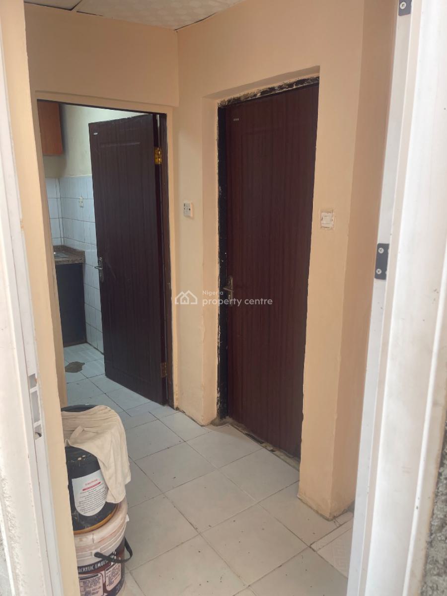 Standard 1 Bedroom Bq Room and Parlour, Utako, Abuja, Mini Flat (room and Parlour) for Rent
