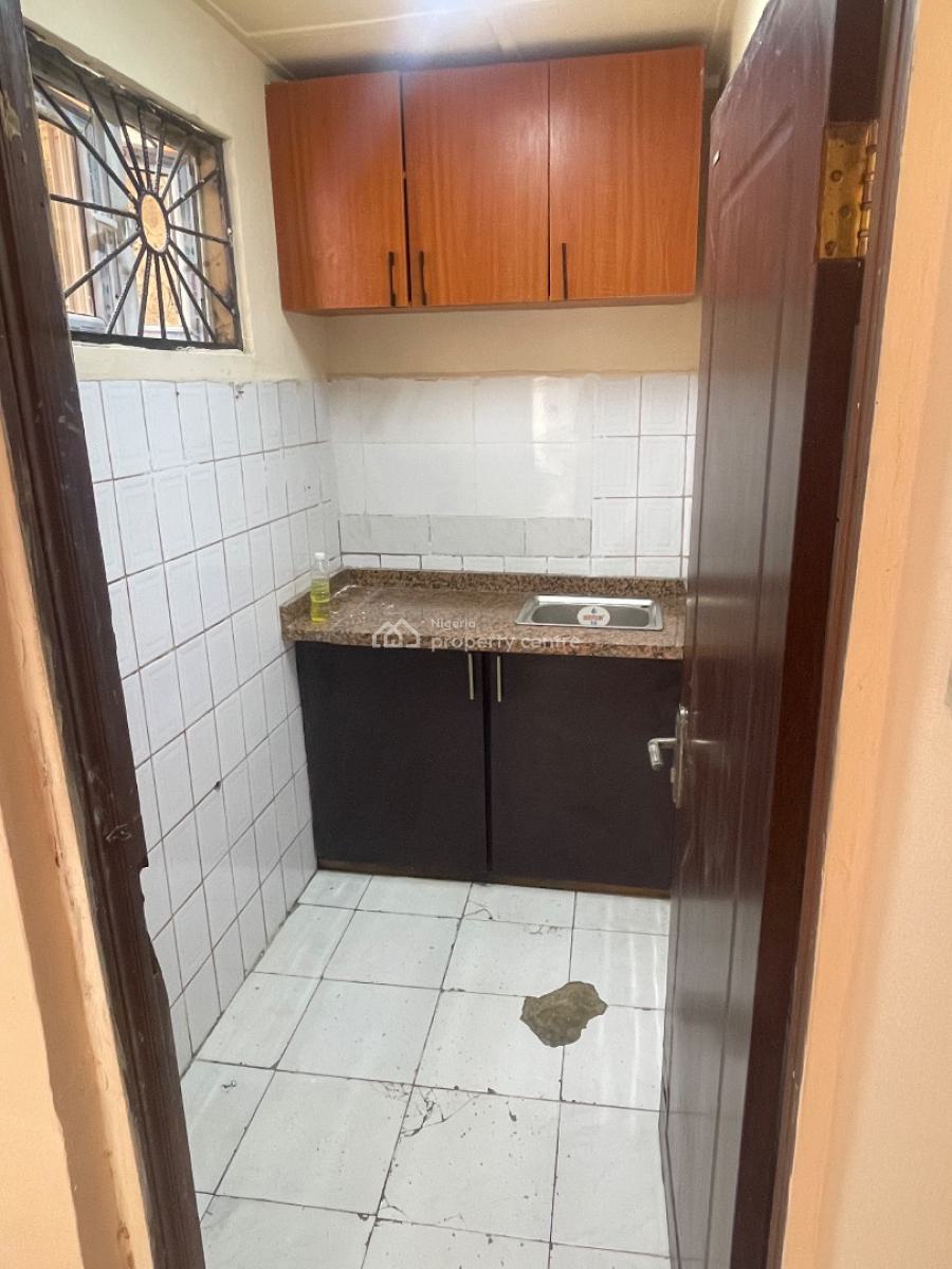 Standard 1 Bedroom Bq Room and Parlour, Utako, Abuja, Mini Flat (room and Parlour) for Rent