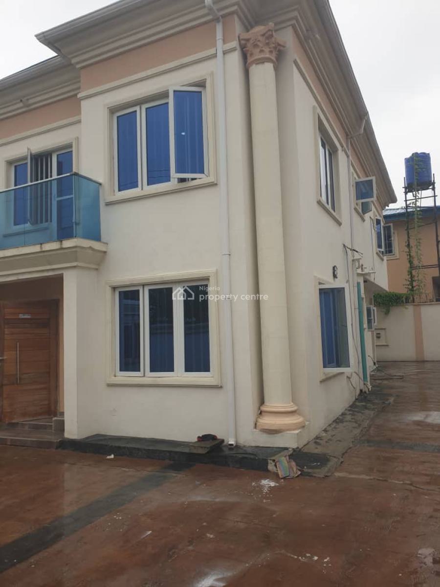 Lovely and Spacious 4 Bedroom Detached, Gra Phase 2, Magodo, Lagos, Semi-detached Duplex for Rent