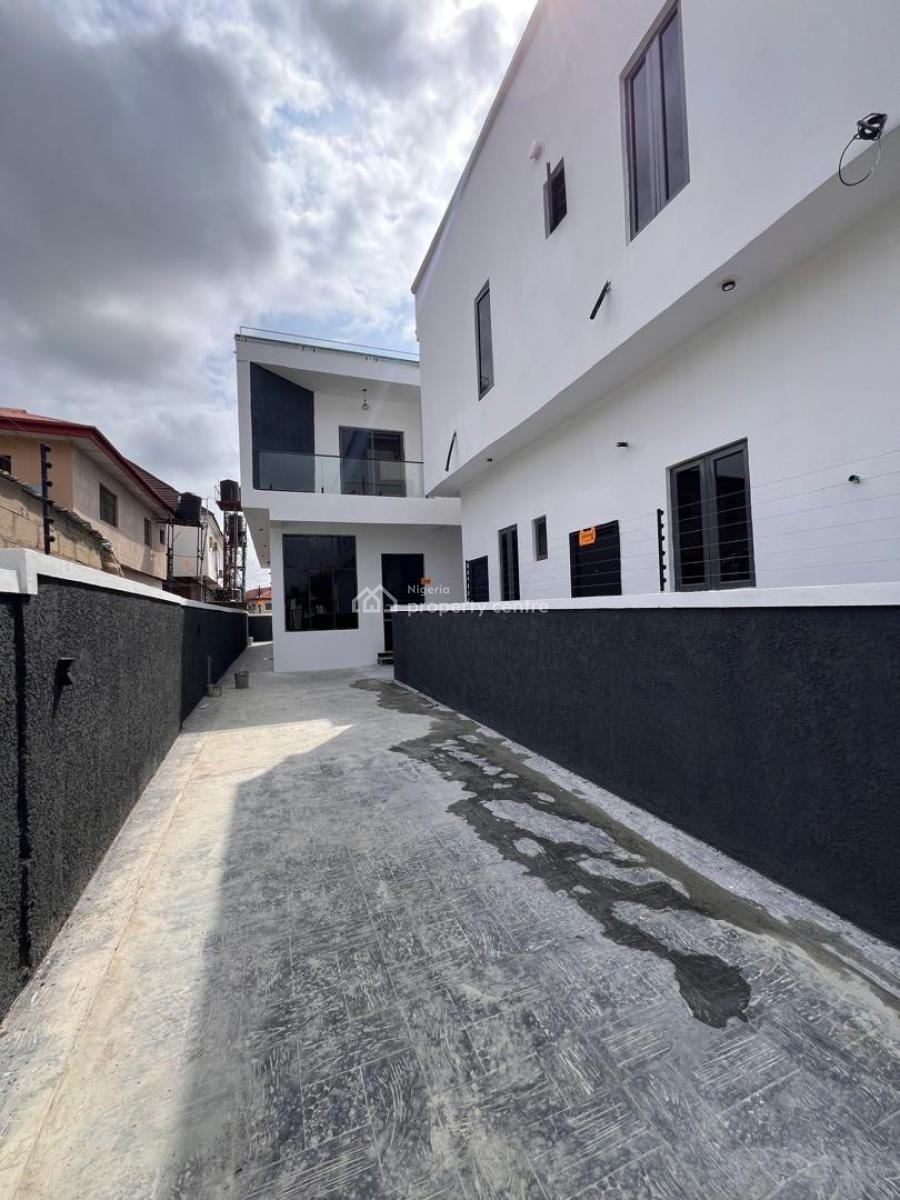 4 Bedrooms Semi Detached Duplex in a Gated and Secured Estate, Ajah, Lagos, Semi-detached Duplex for Sale