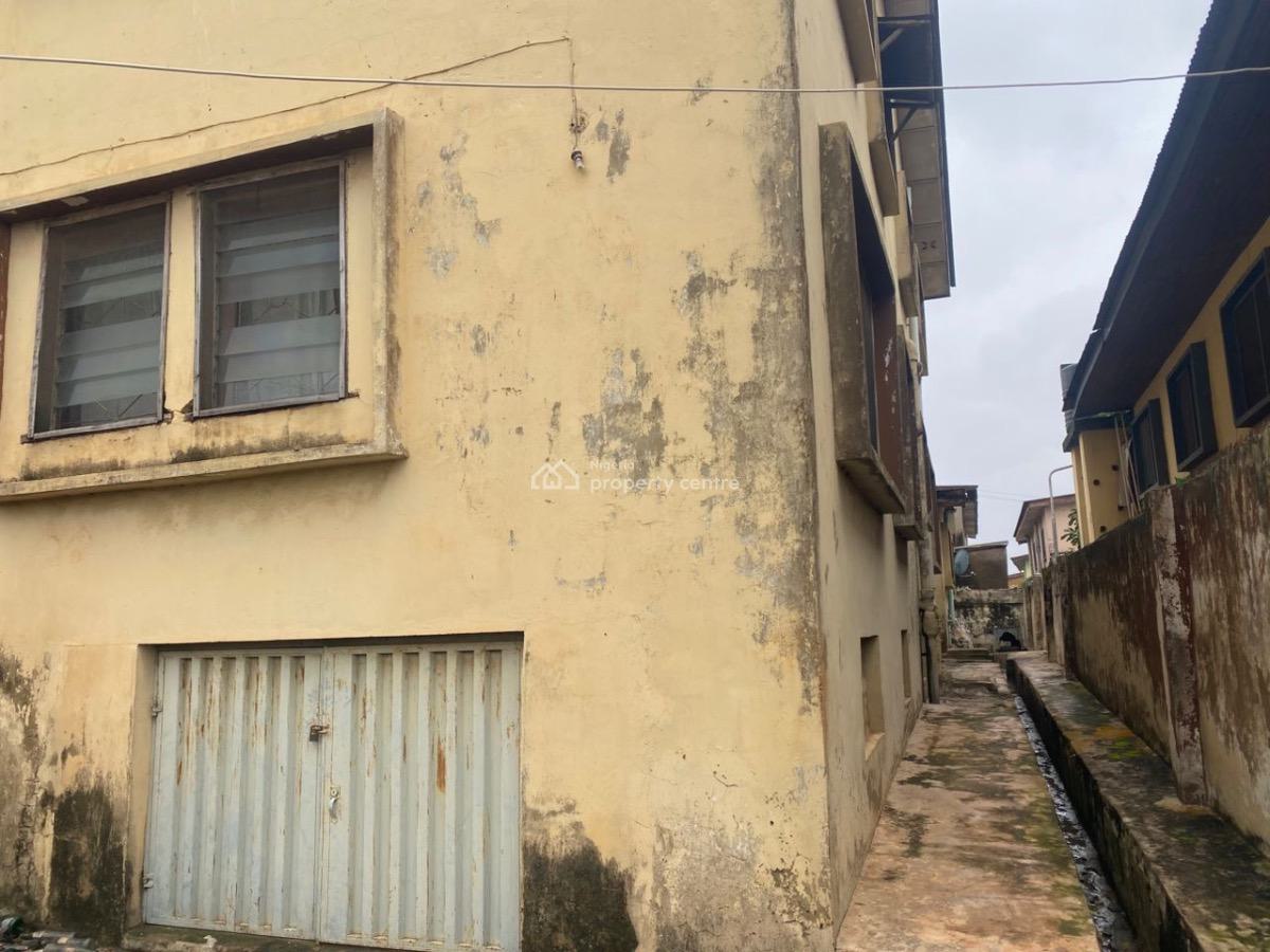 a 4 Flat of 3 Bedrooms with Bq at Felele Area Ibadan, Felele Challenge Area Ibadan, Ibadan, Oyo, Block of Flats for Sale