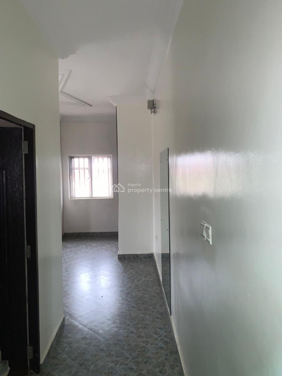 Executive Specious 3bed Room Flat, Millennium Estate Gbagada, Gbagada, Lagos, Flat / Apartment for Rent