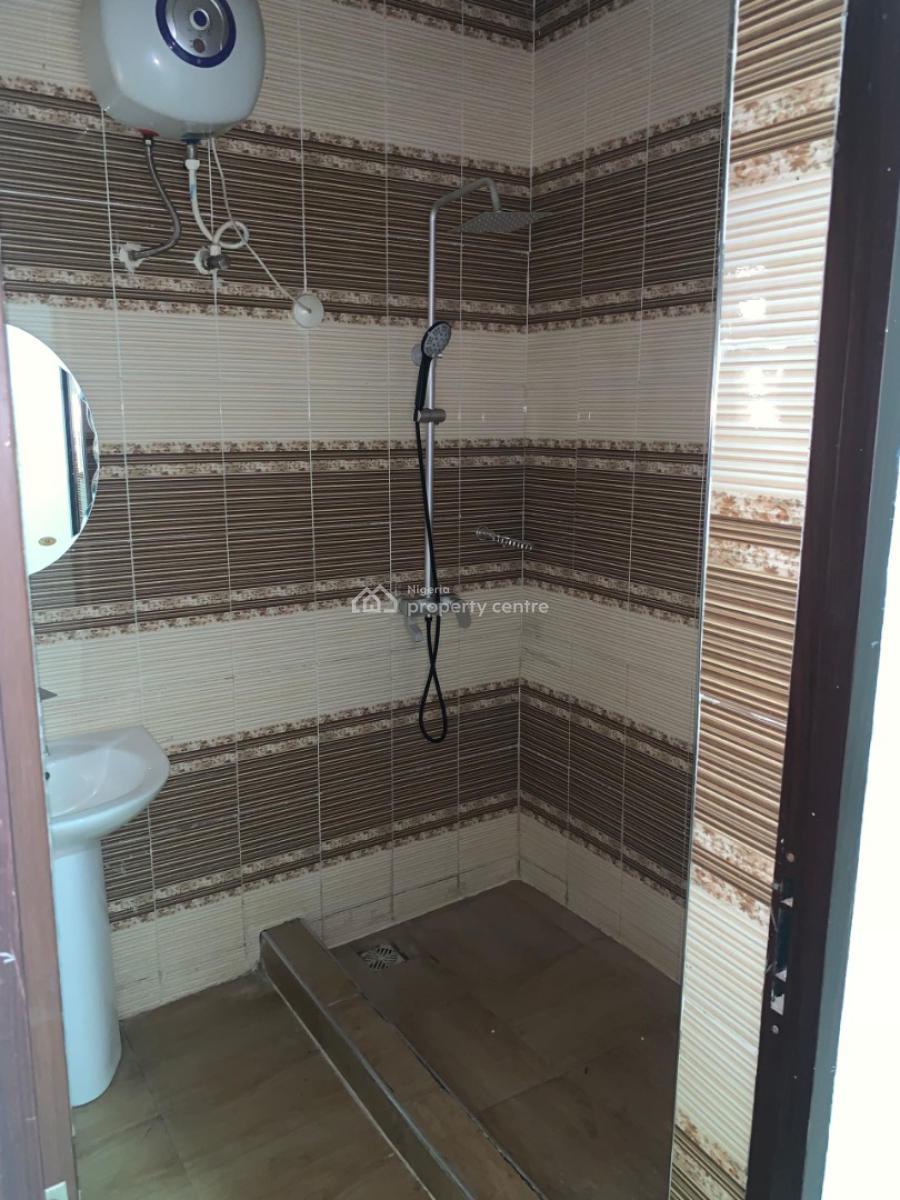 Executive Specious 3bed Room Flat, Millennium Estate Gbagada, Gbagada, Lagos, Flat / Apartment for Rent