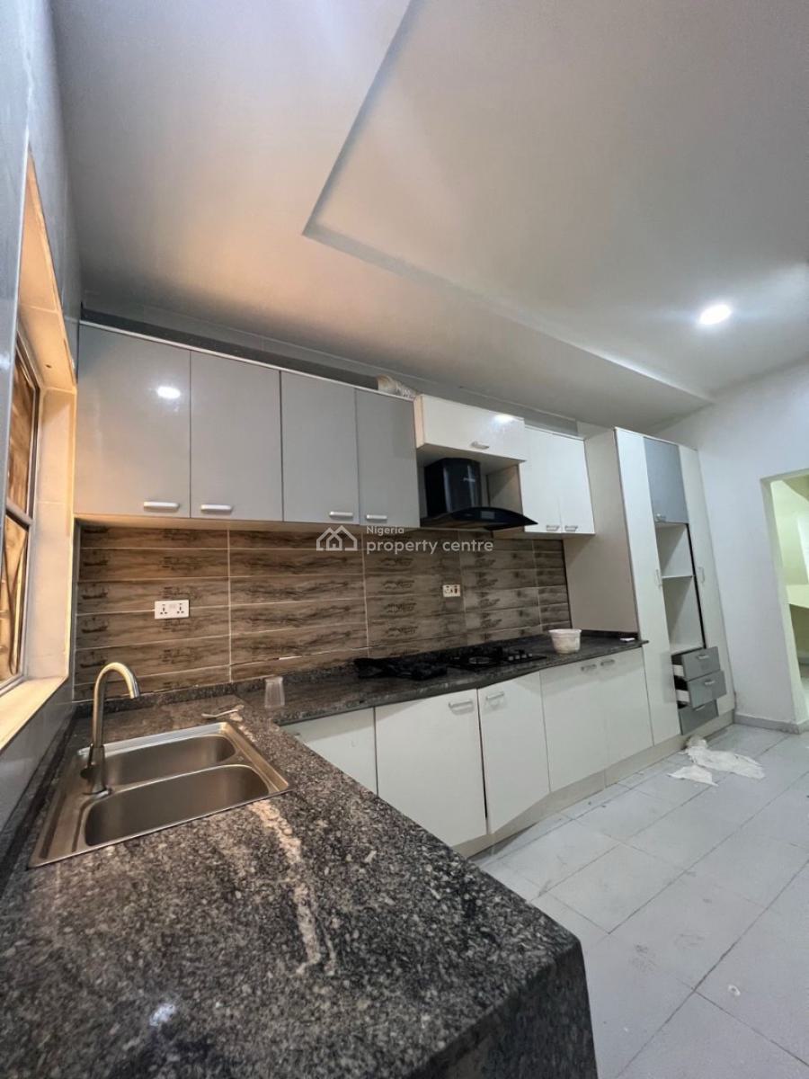 a Unique Mini Flat (room and Parlor) Apartment in an Estate with 24hrs, Royal Pine Estate Orchid Road Lekki Lagos, Lekki, Lagos, Mini Flat (room and Parlour) for Rent
